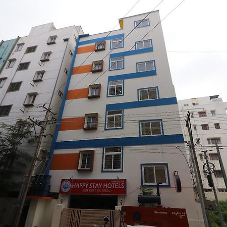 Oyo Happy Stay Hotels Hyderabad Exterior photo