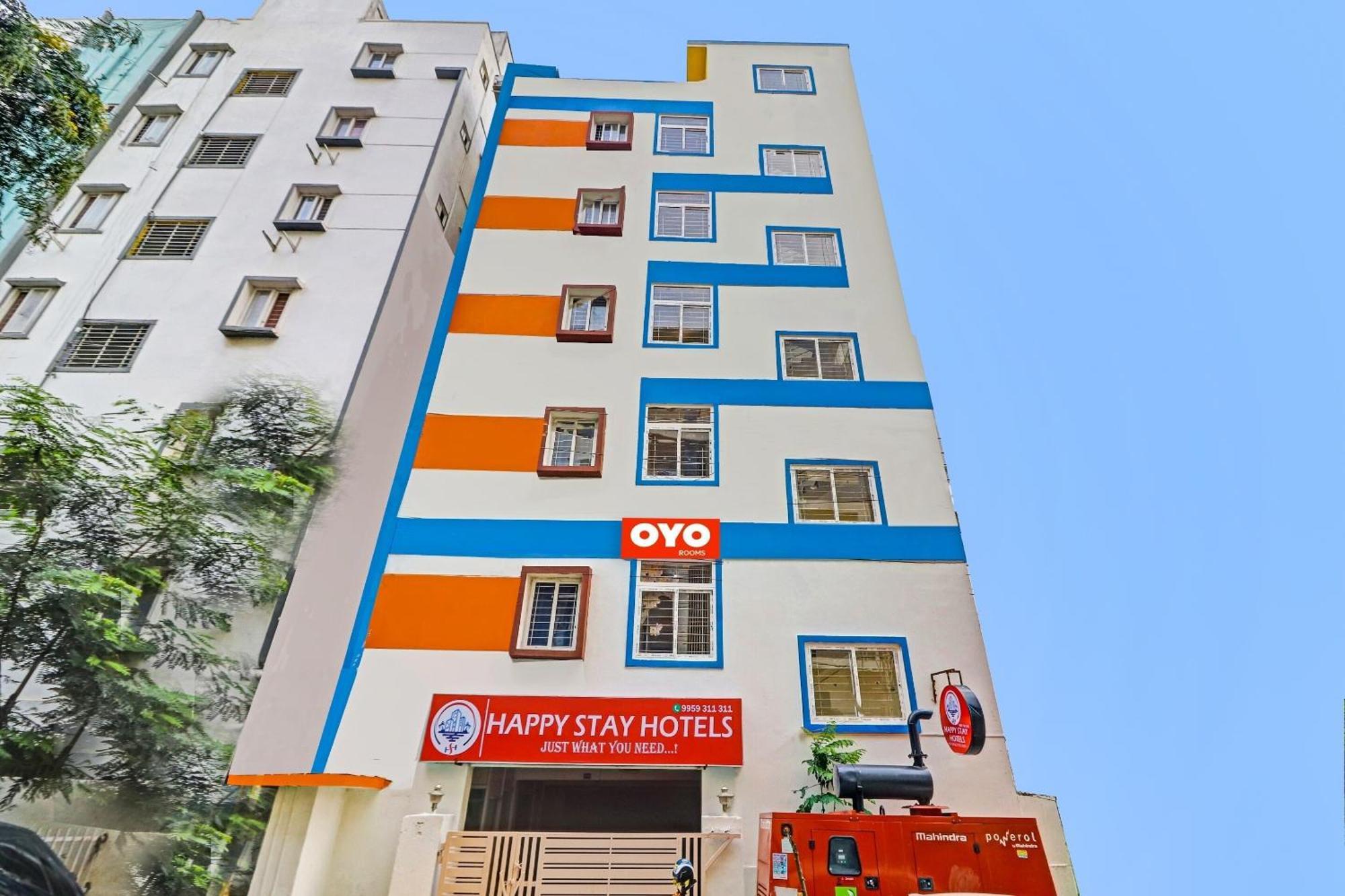 Oyo Happy Stay Hotels Hyderabad Exterior photo